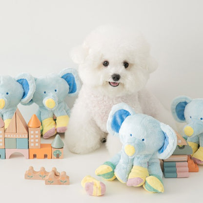 BITE ME 可愛穿襪子大耳小象